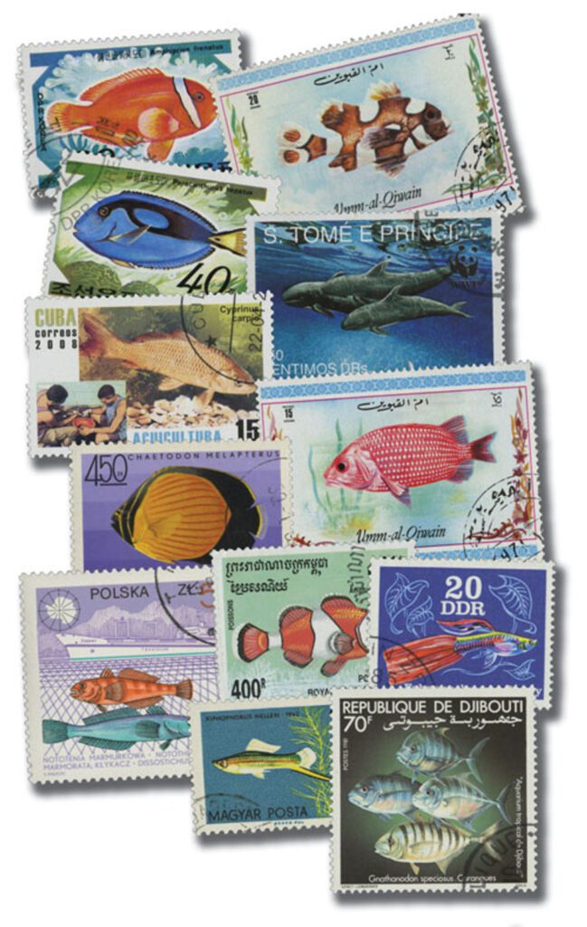 #MP1426 - Fish, 300 Different Stamps