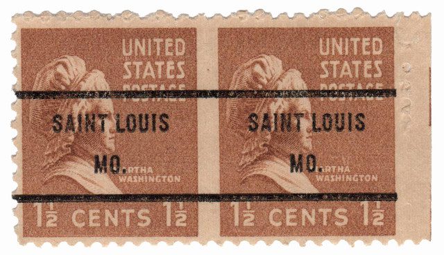 #805b - 1938 1-1/2c Brown Martha Washington, Horizontal Pair, Imperforate Between Error