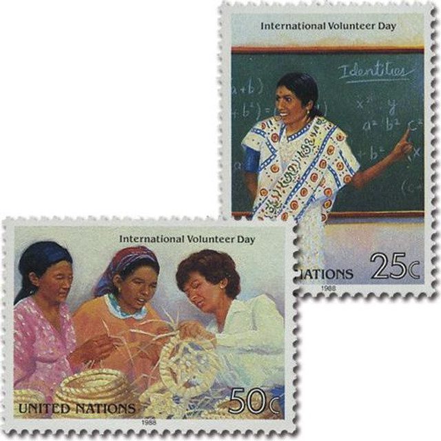 #UN524-25 - 1988 International Volunteer Day